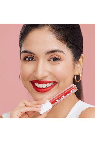 Mamaearth FEATHER LIGHT LIQUID MATTE LIPSTICK 06 RED VELVET  3.5 ML