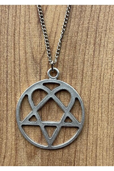 Metal Giyim Him Heartagram Zincirli Kolye
