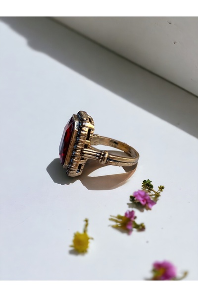 FAYRA ACCESSORIES Baguette Ring - Crystal Stone Detailed