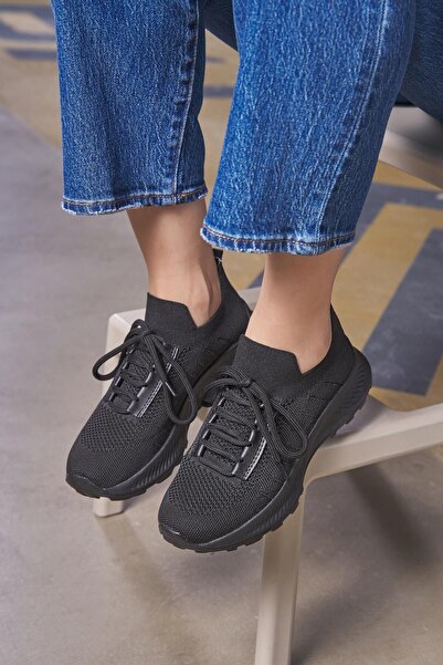 Beyond Black Prai Knitwear Women's Sneaker - 4cm Byndsnk02