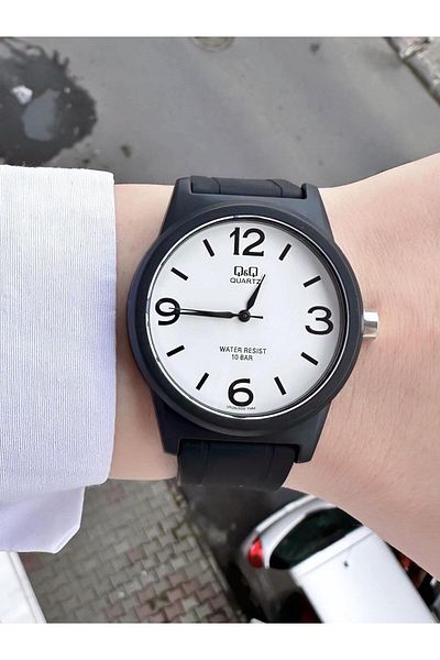 Q&Q  Women's Waterproof Plastic Cord Wristwatch