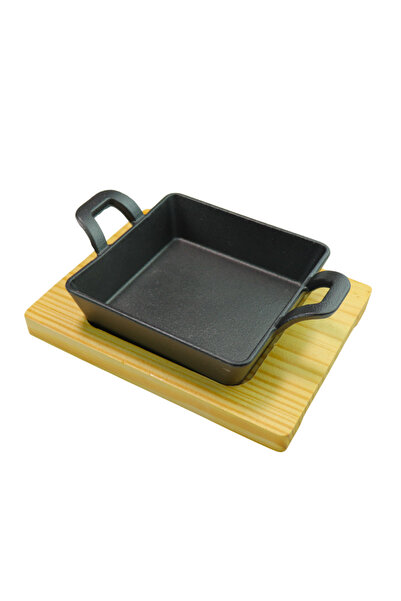 Evren Döküm Demir Kulplu Kare Sahan Tava 12x12 Cm Ve Ahşap Servis Sunum Altlık