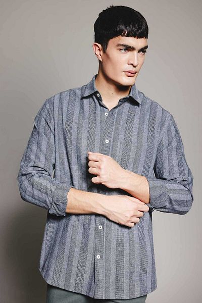 DeFacto Regular Fit Striped Textured Long Sleeve Shirt B5278ax23wn