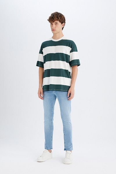DeFacto Boxy Fit Kurzarm-T-Shirt aus Baumwolle mit Rundhalsausschnitt und Streifen 3166737
