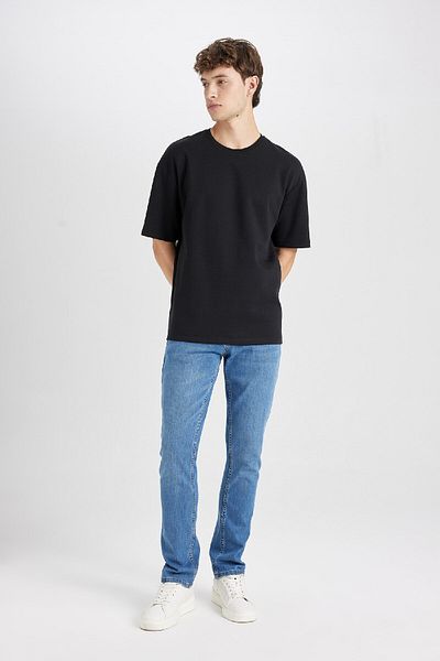 DeFacto Boxy Fit Kurzarm-Basic-T-Shirt aus Baumwolle mit Rundhalsausschnitt E0224ax24au