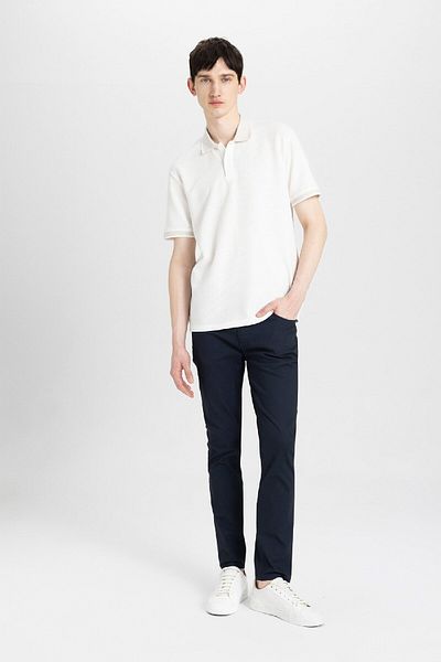 DeFacto Neues, einfarbiges Basic-Poloshirt mit Waffelmuster und kurzen Ärmeln B4508ax24sp