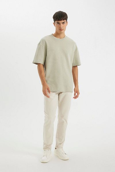 DeFacto Relax Fit Kurzarm-Basic-T-Shirt aus Baumwolle mit Rundhalsausschnitt D2531ax24au