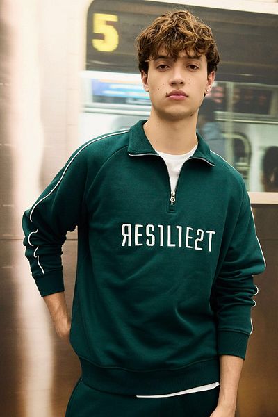 DeFacto Boxy Fit Stehkragen-Sweatshirt mit Reißverschluss und Aufdruck D1782AX24WN