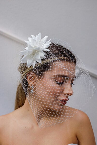 Turkuaz Gelin Saç Aksesuarı / Nikah Düğün Tüllü Çiçekli Beyaz Saç Aksesuarı