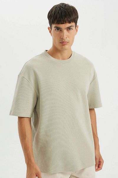 DeFacto Relax Fit Kurzarm-Basic-T-Shirt aus Baumwolle mit Rundhalsausschnitt D2531ax24au