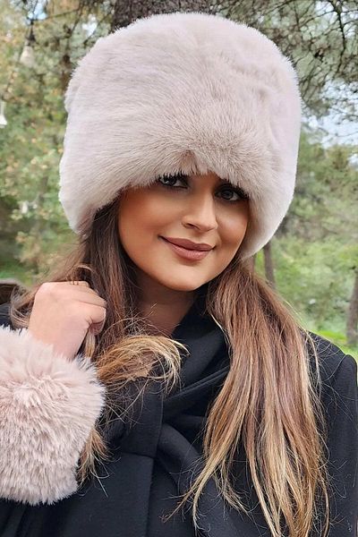 nacar çarşı Women's Beige Plush Fur Round Heart Hat Beanie