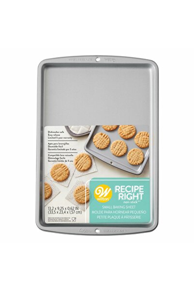 wilton صينية خبز صغيرة غير لاصقة من Recipe Right، مقاس 13.2 × 9.25 بوصة