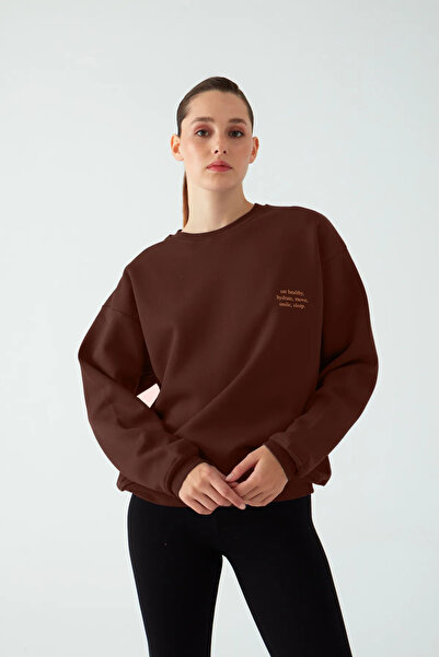 Wish BF سويت شيرت نسائي برقبة دائرية مع تطريز من الصوف من الداخل