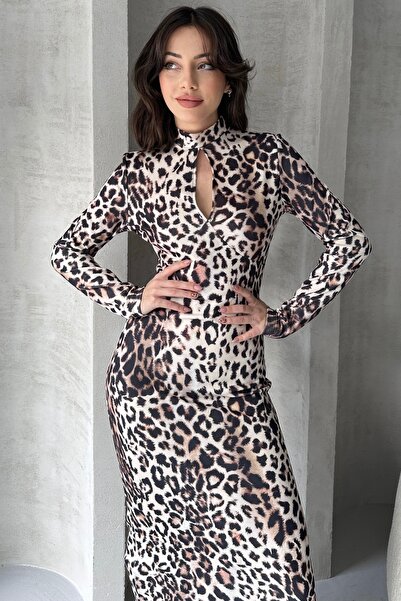 Fav Style Kadın Dik Yaka Cut Out Detaylı Leopar Deseni Uzun Elbise Krem