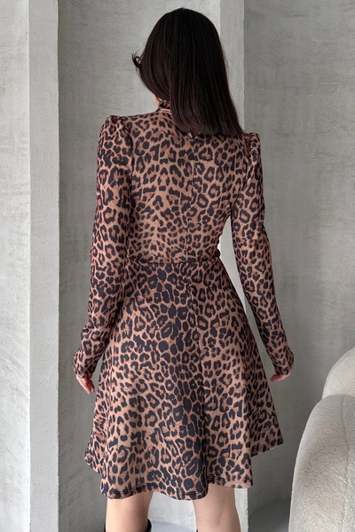 Fav Style Kadın Dik Yaka Uzun Kollu Leopar Desenli Damla Pencere Detaylı Çan Kısa Elbise Bej