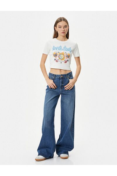 Koton Printed Crop T-Shirt Slim Fit Short Sleeve Crew Neck Cotton