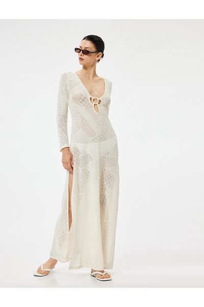 Koton Langes Häkel-Strandkleid mit tiefem V-Ausschnitt, Ringdetail, langen Ärmeln und Schlitzdetail