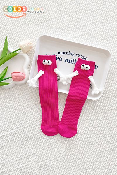 Color Socks 1 ζευγάρι Φούξια μαγνητικές κάλτσες που κρατούν τα χέρια (Unisex)