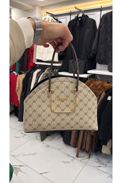 Armine 365 Hand Sleeve Bag