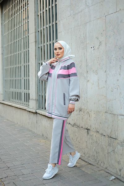 MİMİ Luxury Wear طقم رياضي حجاب رمادي - طقم مكون من قطعتين بسحاب