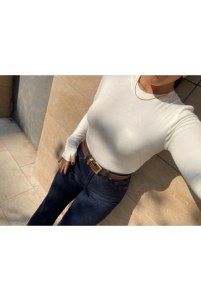 MODA Women's Premium Brand Model Finger Long Sleeve Basic Burgundy Blouse