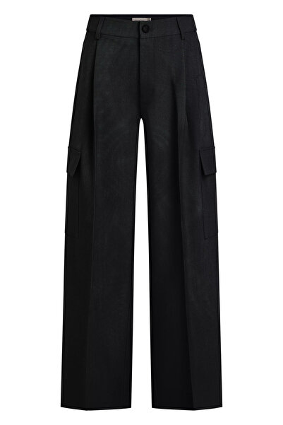 Calvin Klein Kadın Rahat Kesim Cep Detaylı Geniş Paça Siyah Pantolon J20J224848-BEH