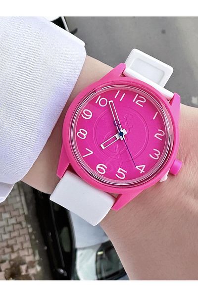Q&Q Unisex Waterproof Plastic Cord Wrist Watch