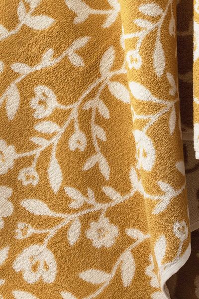 Sevim Mustard Yarn-Dyed Floral Print Bath Towel - High Water Absorbent and Soft 100% Cotton - 90X150 cm