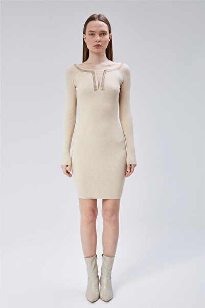 HomeStore Πλεκτό φόρεμα με πέτρινη άκρη