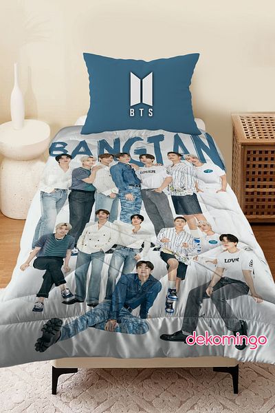 dekomingo Blue Bts Bangtan Baby and Children's Room Quilted Quilt