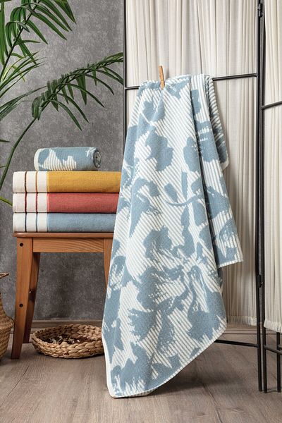 Sevim Prosop de baie cu model 100% bumbac - Absorbție mare de apă -90x150 Cm- Ecru și albastru