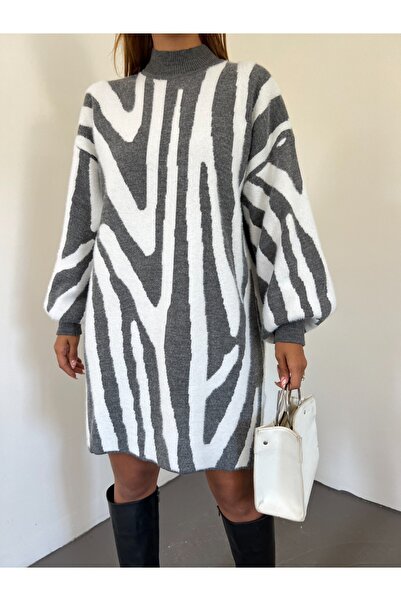 Modamorfo Ballon ujjú, félnyakú, hasított tunika