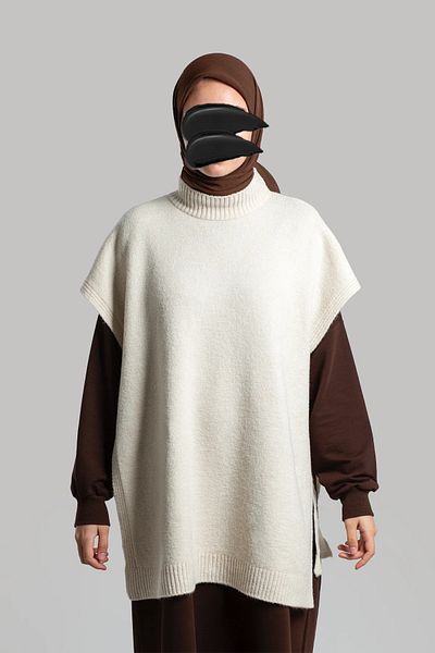 Lemaye Bone Tied Knitwear Vest