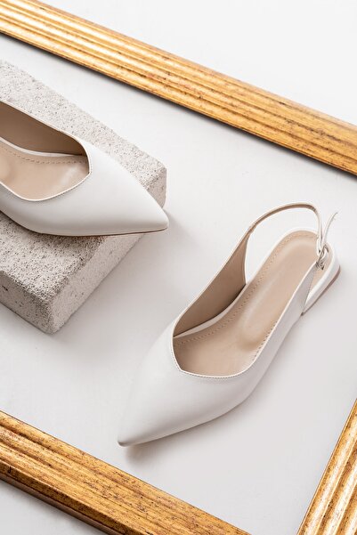 DURUNUN BUTİĞİ Dion White (3 cm Heels) Pointed Toe Heeled Ballerinas