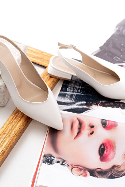 DURUNUN BUTİĞİ Dion White (3 cm Heels) Pointed Toe Heeled Ballerinas