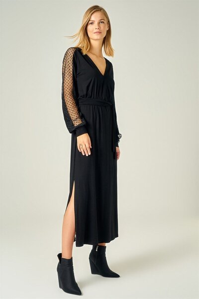 AQE FASHION Сукня з довгими рукавами, V-подібним вирізом та тюлевими деталями...