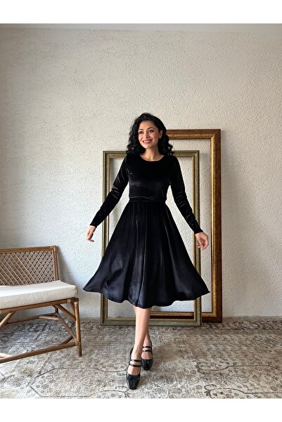 KÜÇÜĞÜM BUTİK Black Short Flared Velvet Dress