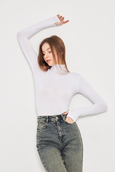 Irmak Kerekli Women's White Finger Detail Turtleneck Lycra Bodysuit 173