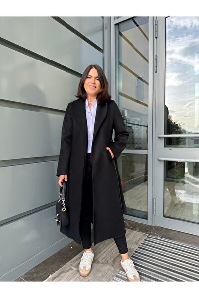 Elif Özbey Butik معطف ديلوكس بحزام أسود
