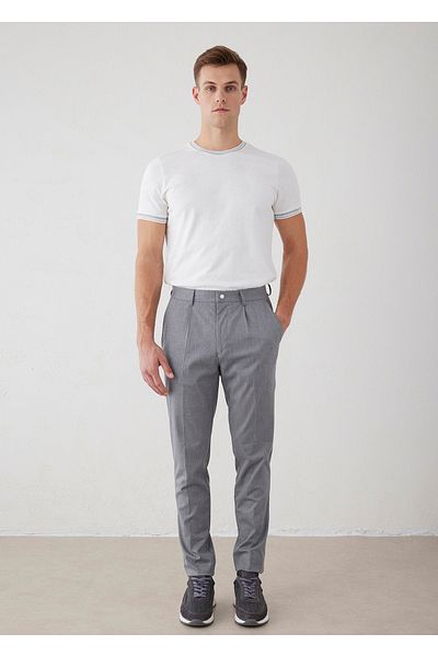 Boris Becker Gray Color Pleated Chino Pants