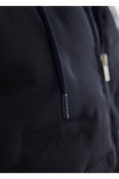 Boris Becker Lacivert Renk Kapüşonlu Yelek