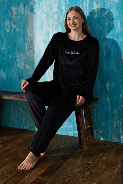 Pemilo Women's 13212-1 Plus Size Velvet Pajama Set BLACK