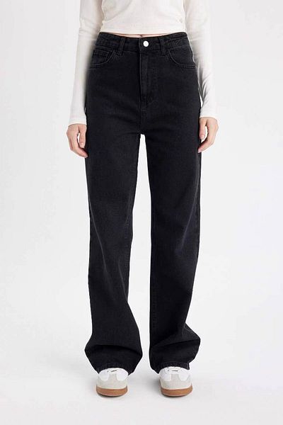 DeFacto Jeanshose mit hoher Taille und weitem Bein im 90er-Stil D4315ax24au