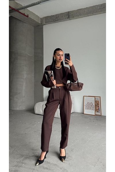 HELEBEK Petra Brown Crop Pants Set