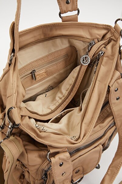 Levidor Τσάντα ώμου Cream Pocket με λεπτομέρειες