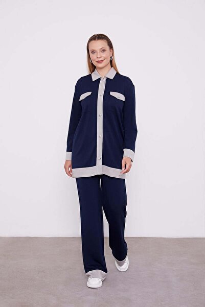 Levidor Navy Blue-Grey Button Detailed Trouser Suit
