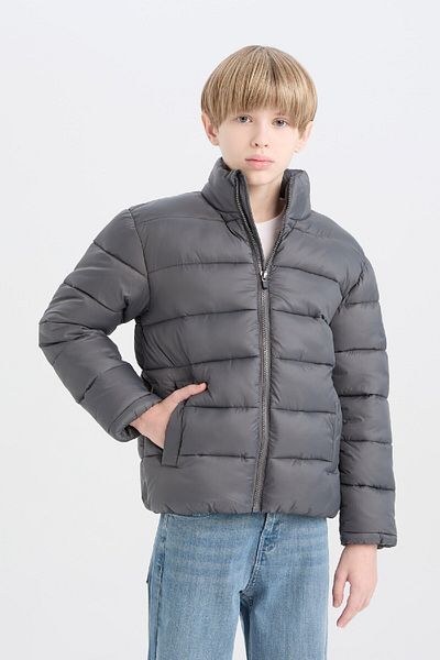DeFacto Boy's Water Repellent Puffer Jacket with Zipper Pockets D5900A825Sp