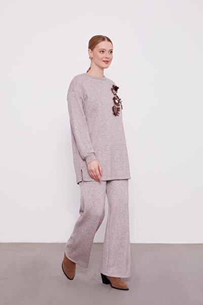 Levidor مجموعة مزدوجة من الكشمير بوم بوم مطرزة من فرو المنك