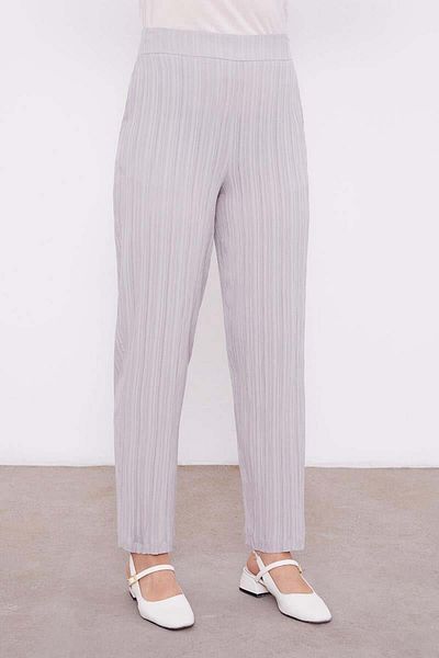 Levidor Gray Embroidery Detailed Set