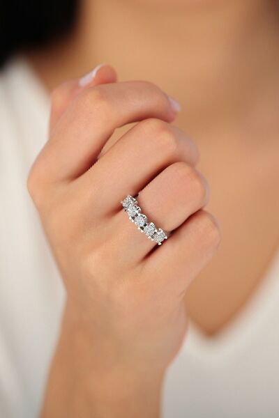 Altınbaş Kadın Pırlanta Beştaş Yüzük INS101-8K